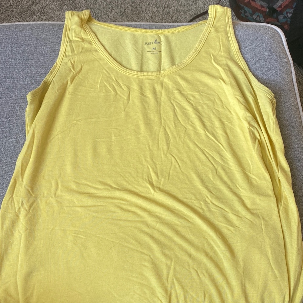 Minimal yellow tank top perfect for summer!